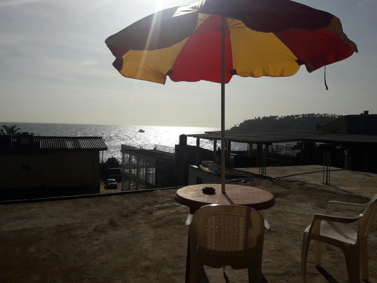 Top Sea View Guest Mirissa Bagian luar foto