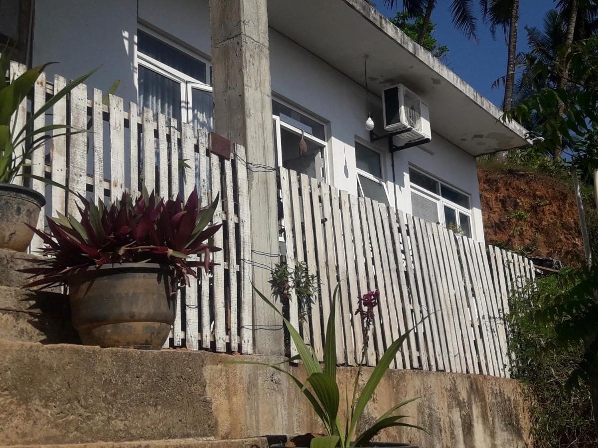 Top Sea View Guest Mirissa Bagian luar foto